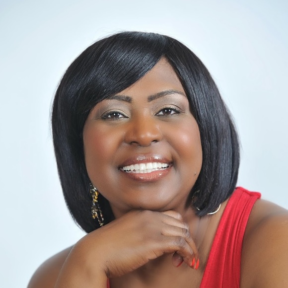 Meet your Posher, Marcella - Picture 1 of 1